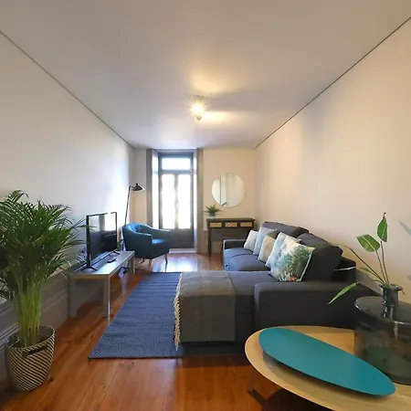 Apartment Flh Lovely Flat With Balcony