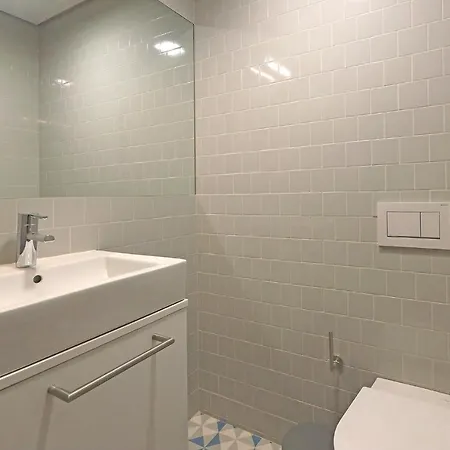 Flh Lovely Flat With Balcony Porto