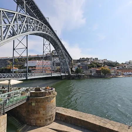 Apartment Flh Lovely Flat With Balcony Porto